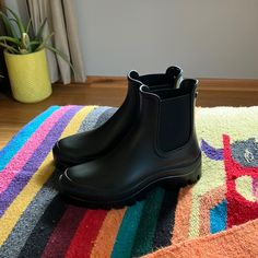 Igor Nwt Soul Black Rain Boot! Slip/Pull On Chelsea Rain Boots. Very Well Made And Comfortable: ) Made In Spain Women’s Size 39 Fits A Size 8-8.5 Smoke Free Pet Free Home Spain Women, Black Rain Boots, Chelsea Rain Boots, Ankle Rain Boots, Black Rain, Rain Boot, Womens Boots Ankle, Rain And Snow Boots, Winter Rain