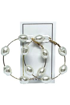 LINNY CO jewelry is safe for sensitive ears and made to last. Made from synthetic, ultra-light weight pearls and 100% surgical-grade stainless steel earring posts, LINNY CO is always copper and nickel free. The Rachel hoop is a 60mm oversized pearl hoop with spaced out pearls along the gold-plated hoop. Gender Reveal Outfits, The Rachel, Outfit Wedding Guest, Apple Coloring, Earring Posts, Summer Set, Brunch Outfit, Stainless Steel Earrings, Romper With Skirt