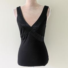 New Bebe Black Satin Lined V Neck Sleeveless Top Size: Small Save On Bundle Shipping By Shopping My Store. I Have Hundreds Of Items Listed! Condition: New Never Worn Chic Fitted Tank Top With Wide Straps, Elegant Fitted Tank Top With Wide Straps, Black V-neck Vest For Night Out, Chic Fitted Vest With Built-in Bra, Chic Tops With Stretch And Wide Straps, Chic Stretch Tops With Wide Straps, Chic Sleeveless Vest With Built-in Bra, Sleeveless Party Tank Top, Fitted Black Knit Tank Top