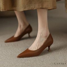 Lasaky - Sleek and Sophisticated Pointed Toe High Heels with Thin Heels: The Perfect Pair of Versatile Leather Shoes High Sandals, Women's Heels, Shoe Closet, Design Minimalista, Mid Heel, High Heel Pumps, Work Shoes, Primavera Estate, Ballerinas