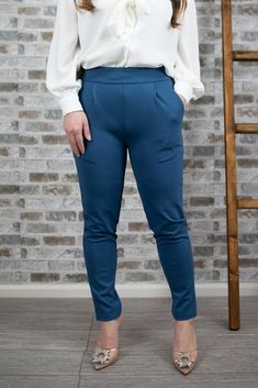 Too Good To Bee True Yale Blue Trousers are the perfect addition to your autumn wardrobe. Crafted from stretchy thick fabric, these pull up pants provide an elastic waistband and tapered silhouette that is comfortable and stylish. Whether dressing up or down, these trousers will have you looking and feeling your best. Color: Yale Blue Fabric: 100% polyester Runs TTS. If you want a fitted look, size down. Size chart Rise: 11" Inseam: 25" Waist Measurements XS=27-30" S=30-34" M=32-36" L=36-39" XL= Pull Up Pants, Yale Blue, Blue 4-way Stretch Pants With Pockets, Autumn Wardrobe, Blue Trousers, Best Color, Thick Fabric, Black Trousers, Pull Up