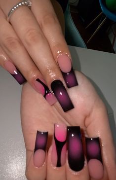 Gel Nails Black And Pink, Aura Nails Black And Pink, Black And Pink Airbrush Nails, Cute Easy Nails For Beginners, Colorful Square Acrylic Nails, Black Designs On Nails, Simple Nails For Black Women, Get X Nails, Cool Nail Inspo Acrylic