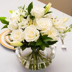 Wedding Collection White, Centerpieces (6 pieces) - Sam's Club Asiatic Lily, Table Rose, White Centerpiece, Everyday Decor, Lounge Ideas, Dusky Blue, Anniversary Decorations, Flower Arranging, White Stock