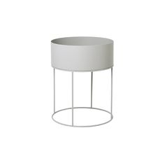 Ferm Living Plant Box Round Classic Bathroom Design, Trendy Interior Design, Design House Stockholm, Plant Box, Beautiful Storage, Neo Classic, Storage Stand, Round Light, Wire Basket