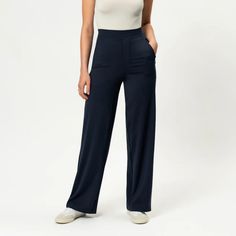 The Solid Colored Straight Pants are the epitome of versatile fashion, perfect for any wardrobe. Crafted from high-quality, breathable fabric, these pants offer a comfortable fit that moves with you throughout the day. The sleek, straight-leg design provides a flattering silhouette, making them suitable for both casual and formal settings. Equipped with functional pockets ensures practicality without sacrificing style. Specifications: 2 discrete zip pockets Seamless centre-fold waistband Faux fl Straight Pants With Comfort Waistband And 4-way Stretch, Stretch Pants With Comfort Waistband And 5-inch Inseam, Gray Comfort Stretch Full-length Pants, Gray Non-stretch Dress Pants With Pockets, Non-stretch Straight Leg Pants With Zipper Closure, Warm Pants, Formal Pants, Trendy Denim, Mens Dress Pants