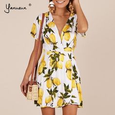 Short Sleeve V-Neck Lemon Print Mini Dress Dresses Dresses, Dress Mini, Ladies Dress Design, Printed Mini Dress, Beach Party, Outfits Casuales