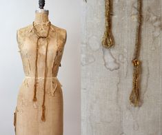 "1920's sautoir necklace in butterscotch with looped tassels. Tie and loop however you like! Brand: unknown Total Length: 62\"  Condition: Excellent Vintage" Mod Mini Dress, Napa Ca, Rose Print Dress, Rayon Blouse, 1920s Vintage, Cocktail Dress Vintage, Rayon Dress, Vintage Cocktail, Wiggle Dress