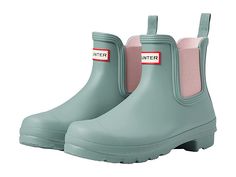 Hunter Original Chelsea - Women's Rain Boots : Sweet Gale Green/Azalea Pink : Note: Select your US size. Please be advised, the product and box will display UK, US and Euro sizing. For US sizing, both men's and women's sizing is displayed. Men's sizing is represented by M and women's sizing is represented by F. Exude confidence when you embrace the elements in style with the Hunter Original Chelsea boot. Waterproof natural rubber construction. Pull-on design with rear pull tab. Classic, round to Women’s Rain Boots, Hunter Rainboots Outfit, Rain Boots Outfit Spring, Hunter Ankle Rain Boots, Hunter Chelsea Rain Boots, Hunter Chelsea Boots, Hunter Boots Short, Women's Rain Boots, Cute Rain Boots