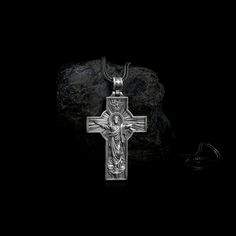 Introducing the Engraved Jesus Necklace, handmade from high quality 925 sterling silver. This beautiful necklace is perfect as a gift or to keep as a treasured personal memento. The intricate engraving is a work of art, and the high quality silver ensures that it will stand the test of time. Whether you are looking for a special gift for a loved one, or simply want to treat yourself, this necklace is sure to please. ➤ Item Details * Material: 925K Sterling Silver * Pendant Diameter: 3.25x4.50 cm * Pendant Weight : 12-13 Grams   ➤ Chain Details - 18 Inches = 4.60 Grams - 20 Inches = 5.15 Grams - 22 Inches = 5.65 Grams - 24 Inches = 6.10 Grams  - 26 Inches = 6.75 Grams  - 28 Inches = 7.15 Grams -Chain Thickness:0.16 cm (0.063 Inches) ➤ Shipping Details * Free shipping all over the world. * P Jesus Necklace, Jesus Cross, Christian Jewelry, Jesus On The Cross, Beautiful Necklace, Necklace Handmade, Sterling Silver Pendant, Cross Pendant, Special Gift