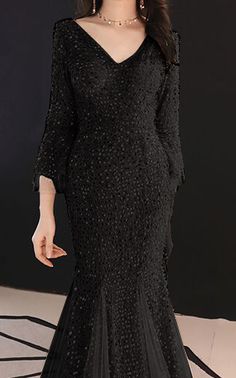 Black Fishtail Dress With Sleeves (Stunning) Elegant Long Sleeve Floor-length Dress For Night Out, Elegant Evening Mermaid Dress For Formal Occasions, Elegant Evening Formal Mermaid Dress, Elegant Floor-length Mermaid Cocktail Dress, Black Long Sleeve Evening Dress For Dinner, Elegant Long Sleeve Evening Dress For Party Season, Black Mermaid Dress For Formal Occasions, Elegant Fishtail Evening Dress For Cocktail, Elegant Fishtail Cocktail Evening Dress