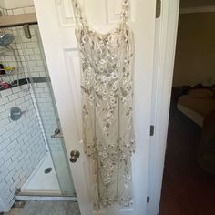 Cache Brand, Size 4 But Fits An Xsmall To Small. Slip Dress Fit. Built In Cups For Support. Side Zipper And Clasp Vintage Graduation Dress, Tye Dye Maxi Dress, Long Shift Dress, White Sheer Dress, Wedding Event Dresses, Beaded Maxi Dress, Cache Dress, Sequence Dress, Rehearsal Dinner Dresses