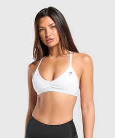 Nike Pros And Sports Bras, Gym Shark Sport Bras, Gym Shark Bra, Gymshark Bras, Gym Wishlist, Nike Sports Bra Outfit, Gymshark Minimal, Gym Shark Set, Sports Bras For Big Busts