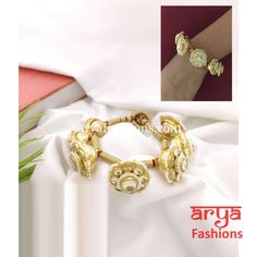 Rajwadi Kundan Bracelet/Bridal Indian Bracelet/Jadau Polki Bracelet Bangle White Jadau Bracelet, Polki Bracelet, Kundan Bracelet, Bracelet Indian, Bridal Indian, Ruby Bangles, Golden Thread, Kundan Jewellery, American Diamond