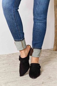 Pointed-Toe Braided Trim Mules Timeless Shoes, Loungewear Sets, Black 7, Trim Detail, Toe Designs, Denim Top, Faux Suede