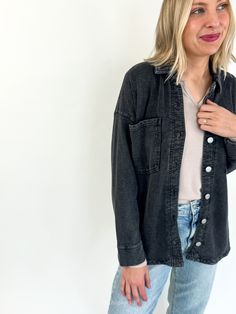 The [Z SUPPLY] All Day Knit Denim Jacket is such a fun update to your traditional denim jacket. We are all about elevated basics in luxe fabrics. This style is so soft and cozy, mirroring the fabric of a comfortable french terry sweater. The special wash looks vintage and cool. Pair it with your favorite bottoms for an effortless look! Long sleeve oversized knit denim jacket French terry fabric Unique vintage denim wash Lightweight feel Sizes: Xsmall, small, medium, large and XLarge Model: is 5' Davenport Iowa, Gym Joggers, Knit Denim, Elevated Basics, Vintage Indigo, Vintage Denim Jacket, Oversize Knit, French Terry Fabric, Looks Vintage