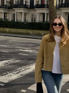 Chloe Hayward, Suede Jacket Outfit, Spring Jacket, Fall 24, Spring Jackets, Fall Fits, Fall Winter 2024, Mode Inspo, Come And Go