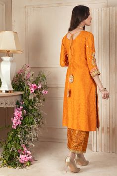 Pariza | Pakistani Designer Outfit | Sarosh Salman Net Shirt, Pakistani Formal Dresses, Zardozi Work, Designer Outfit, Punjabi Outfits, Latest Dress Design, Beautiful Pakistani Dresses, Pakistani Suits, Pakistani Designers