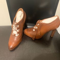 Brand New! Never Worn! Comes With Ralph Lauren Shoe Bag! Size 39 B Chic Wingtip Heels With Brogue Detailing, Chic Pointed Toe Heels With Brogue Detailing, Wingtip Heels With Leather Sole, Elegant Leather Shoes For Fall Galas, Elegant High Heels With Brogue Detailing, Leather Wingtip Heels For Fall, Elegant Wingtip Heels With Brogue Detailing, Formal Leather Lined Heels For Fall, Formal High Heels With Brogue Detailing