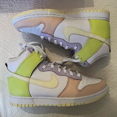 Brand New Authentic High Dunks, Dunks Sneakers, Dunk Nike, Lemon Twist, Yellow Sneakers, Leopard Sneakers, Nike Air Max Thea, Nike Blazers Mid, Dunks Nike