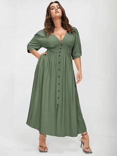 BloomChic Plus size clothing for women. You'll actually want to wear. Shop women's clothing sizes 10-30. With new styles added daily, you'll always find something to love. Free shipping on order $69. Free return for first order. Just shop now. Color:Light Green,Army Green,Light Blue,Beige,Multicolor,Black Type:Dresses Bloom Chic, Pocket Maxi Dress, Plunging Neck, Plus Size Clothing For Women, Necklines For Dresses, Womens Clothing Sizes, Pocket Dress, Green Light, Trendy Dresses