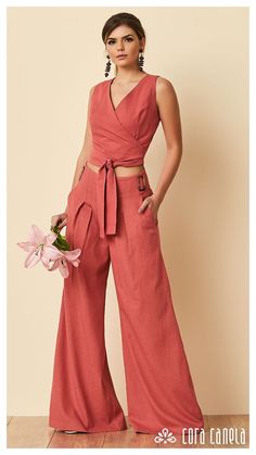 LOOK BOOK 12 • Coleção Cosmopolitan • Cora Canela Jumpsuit Outfit, Look Book, Jumpsuit Fashion, Ladies Dress Design, Moda Fashion, Feminine Style, Indian Fashion, Casual Chic