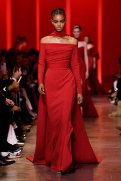 Red Runway Looks, Red Gown Runway, Elie Saab 2024 Haute Couture, Elie Saab Resort 2025, Elie Saab Red Dresses, Simple Long Dress, Spring Fashion Chic