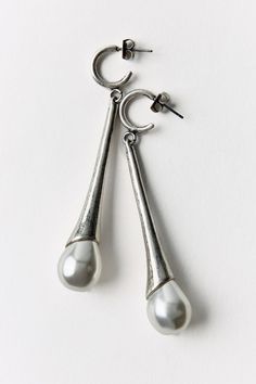 FAUX PEARL METAL EARRINGS - Silver | ZARA United States Chic Metal Teardrop Earrings For Formal Occasions, Elegant Single Earring By Zara, Elegant Zara Single Earring, Chic Silver Dangle Pearl Earrings, Chic Party Earrings By Zara, Chic Zara Earrings For Party, Chic Zara Drop Earrings, Chic Silver Pierced Pearl Earrings, Elegant Zara Drop Earrings