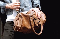 Our leather barrel gym bag is a really versatile bag - from the gym to weekend aways. This leather bag for men can do it all. Bring this practical leather barrel bag into your life today. #leatherbag #leathergoods #handmadeleather #leathercraft #mensstyle #mensfashion