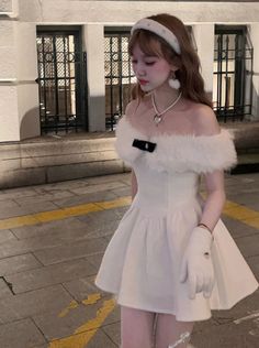 ❤︎White Fur Off Shoulder Dress❤︎ Winter Cute Dress, Soft White Clothes, Fur Hem Dress, Fancy Winter Dresses Long Sleeve, Off Shoulder Fur Dress, Fur Clothes Aesthetic, White Dress With Pink Accessories, White Birthday Dress Winter, White New Years Dress