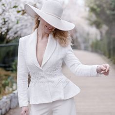 White couture bridal blazer in tweed, fit and flare style with shawl collar.  BLAZER -fabric- luxurious white tweed - hand embellished with thousands of pearls, sequins, crystals -fully lined  -fit and flare style -buttons -shawl collar -Long sleeves -length ( measured from the back) :60 cm ( 23 inch) -Made in France  -The model on the photo is 5"6 ft tall THIS BLAZER WILL FIT PERFECTLY SIZE 36 FR: please check your measurements on the size chart on the last photo. If you would like this jacket White Tuxedo Jacket, Shawl Collar Blazer, White Tweed, White Tuxedo, Tuxedo Jacket, Tweed Blazer, White Blazer, Womens Blazers, Shawl Collar