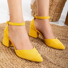 WEDDING SHOES - YELLOW SUEDE BRIDE SHOES - YELLOW SUEDE HEELS FOR BRIDE Introducing the epitome of elegance and comfort for your wedding day - the Yellow Suede Block Heels from Forever & Always Shoes.  * With a graceful closed toe front and a delicate ankle strap, these yellow bridal shoes effortlessly blend sophistication with a touch of romance. The 2.1 inches (approximately 5 cm) bridal block heels lift your stature, granting you an air of regal poise as you make your grand entrance. * Design Wedding Heels For Bride, Yellow Wedding Shoes, Heels For Bride, Mustard Yellow Wedding, Low Heels Wedding, Heels Yellow, Boho Wedding Shoes, Unique Wedding Shoes, Yellow Pumps