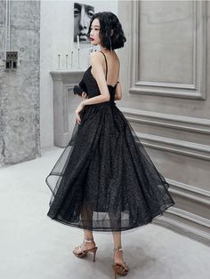 Black Short Prom Dress, Tea Length Homecoming Dresses, Homecoming Dress Black, Tea Length Prom Dress, Black Prom Dress Short, Wedding Cardigan, Prom Dress Black, Dress Display, Tulle Homecoming Dress