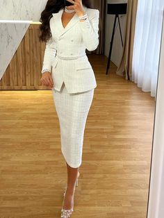 Regular Fit Lapel Collar Long Sleeve Plain Elegant Jacket | stylewe Elegantes Business Outfit, Populaire Outfits, Professional Outfits Women, Elegant Jacket, Sunday Outfits, Stylish Work Attire, Corporate Outfits, White Suit, Woman Suit Fashion