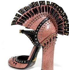 Crazy Heels, Prada Pink, Gladiator Shoes, Funky Shoes, Heels Fashion, Shoes Pink, Funky Fashion