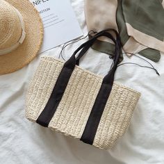 Summer Beach Shoulder Bag Made From Palm Leaf, Summer Beige Straw Bag For Vacation, Travel Braided Rattan Bags, Beige Rectangular Summer Beach Bag, Straw Shoulder Bag For Vacation, Beige Rectangular Straw Bag For Vacation, Chic Beach Bag Made Of Natural Fiber, Rectangular Beige Straw Bag For Vacation, Chic Summer Bags Made Of Natural Fiber