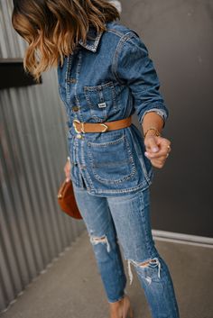 Nude Pumps Outfit, Denim Outfit Ideas, Denim Aesthetic, Denim On Denim Looks, Denim Clothes, Plus Zise, Ny Outfits, Outfit Denim