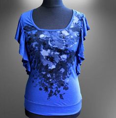 "Blue floral top T shirt women vintage blouse tees gift for her Size M Condition - vintage good Measurements: Shoulders - 41 cm (16.14\") Bust - 41 cm (16.14\") Length - 65 cm (25.6\") Label : GEORGE Thank you for visit my retro shop :)" Stretch Printed T-shirt For Summer, Summer Stretch Printed T-shirt, Stretch T-shirt With Sublimation Print For Spring, Fitted T-shirt With Vintage Print And Short Sleeves, Stretch Summer Tops With Sublimation Print, Summer Stretch Tops With Sublimation Print, Summer Stretch Top With Sublimation Print, Trendy Printed Cotton Tops, Stretch Cotton Printed Tops