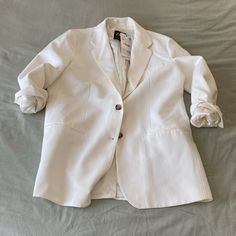 Brand New With Tag. Need Dry Clean Bc It Was In My Closet For A While. Small Dust Stain Visible On Video The Color Is Cream/White White Single Button Outerwear With Notch Lapel, Tailored White Outerwear With Button Closure, Chic White Blazer With Single Button, White Single Button Long Sleeve Blazer, Casual White Blazer For A Day Out, Chic White Single Button Blazer, Chic White Single-button Blazer, White Fall Blazer With Pockets, White Spring Outerwear For Brunch