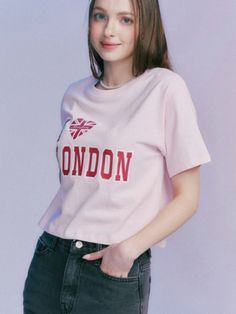 This is a casual and trendy top by MOONFAIRY that is made out of high quality and sturdy material. With distinctive mood of the design and comfortable wear, you can style it for your casual daily outfit.- Unique graphic artwork detail- Soft and sturdy cotton 100% fabric- Young and feminine mood Spring Pink T-shirt With Logo Print, Casual Pink Slogan T-shirt, Pink Slogan T-shirt With Short Sleeves, Pink Relaxed Fit T-shirt With Letter Print, Pink Y2k T-shirt With Letter Print, Trendy Pink T-shirt With Text Print, Basic Pink Slogan Top, Spring Pink T-shirt With Graphic Print, Pink Graphic Print T-shirt For Spring