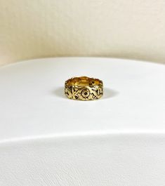 A Vintage 14k Gold Handcarved Floral Style Band All items are XRay and Acid tested to ensure metal authenticity.  Weight: 6.1 grams Ring Size: 6.25 Width: 6.5mm Etched 14k Rose Gold Jewelry, Symbolic Formal Jewelry With Etched Details, Formal Symbolic Etched Jewelry, Luxury Gold Engraved Ring, Luxury Yellow Gold Engraved Ring, Symbolic Carved White Gold Jewelry, Yellow Gold Symbolic Carved Jewelry, Carved Symbolic Yellow Gold Jewelry, Luxury Carved Jewelry For Formal Occasions