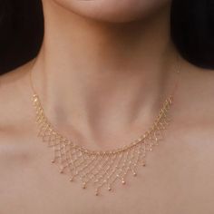 Luxury Gold Necklaces With Latkans, Gold Lace Necklace, Cheap Gold Necklaces With Latkans, 22k Gold Necklace Chains, Intricate Gold Necklace, Delicate Necklace Gold Indian, Cheap Gold Necklace With Latkans, Layered Necklaces Gold Indian, Choker Necklace Designs Gold Indian