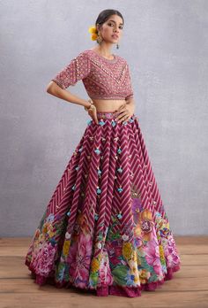 Chaniya Designs, Indian Mythology, Lehenga Saree Design, Choli Dress, Navratri Dress, Indian Outfits Lehenga, Traditional Indian Dress, Gaun Fashion, Choli Designs