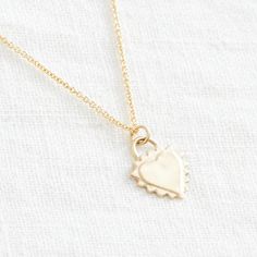 14k Gold Heart Pendant Charm Necklace, Heirloom Necklace With Heart Charm As Gift, Heirloom Heart Charm Necklace As A Gift, Heirloom Heart Charm Necklace For Gift, Heirloom Heart Charm Necklace Gift, 14k Gold Charm Necklace With Heart Pendant, 14k Yellow Gold Filled Heart Pendant Necklace, 14k Gold Heart Charm Necklace With Round Pendant, 14k Gold-filled Yellow Gold Heart Pendant Necklace