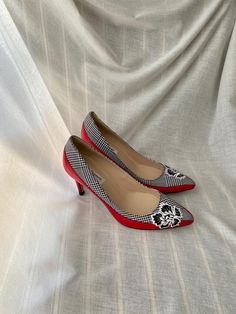 Luxury L.K. Bennett Red Decorated Heels, looks like never worn (comes without original box). Size tag EU 37. Prices on brand shop: https://www.lkbennett.com/Shoes/Court-Shoes. High Heels With Red Sole For Work, Red Pointed-toe Kitten Heels With Sculpted Heel, Red Pointed Toe Kitten Heels With Sculpted Heel, Red Kitten Heels With Sculpted Heel And Pointed Toe, Red Low Heel Kitten Heels, Red Heels With Contrasting Heel Counter, Red Leather Kitten Heels With Round Toe, Red Heels With Contrasting Heel Counter And Low Heel, Chic Red Court Shoes For Work