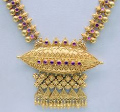 "Vintage 22 karat solid gold spiky design necklace(champakalee har) from rajasthan india. made of solid 22 karat gold and sated ruby color stones. full handcrafted great piece for your jewelry collection. buyer will get gold test report for this item for free. total weight of necklace-58.500 grams(2.04 ounce), total length of necklace-20\"(we can adjust length), material -solid 22 karat gold." Antique Haram, Antique Jewelry Indian, Bedroom Master, 22 Carat Gold, Gold Designs, Silver Jewelry Earrings, Luxury Bedroom, Gold Bead Necklace, Gold Jewelry Simple