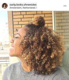 Cabello Afro Natural, Dyed Natural Hair, Natural Hair Inspiration, Natural Hair Journey, Natural Hairstyles, Hair Journey, Natural Hair Color, Afro Hairstyles, Protective Styles