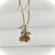 14k Necklace And Rose Pendant In Tricolor Gold. Chain Adjustable 16-18”. A Unique And Special Gift. Rose Gold Flower Pendant Necklace In Fine Jewelry Style, Rose Gold Necklace With Flower Pendant And Roses, Rose Gold Necklace With Flower Pendant, Rose Gold Flower Pendant Necklace With Roses, Formal Rose Gold Necklaces With Flower Pendant, Formal Rose Gold Necklace With Flower Pendant, Rose Gold Jewelry With Roses For Formal Occasions, Gold Necklaces With Rose Flower Pendant, 14k Gold Rose-colored Jewelry With Rose Design