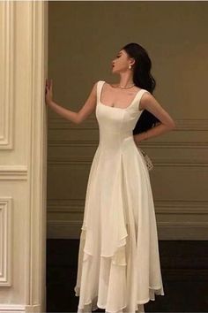 Pakaian Feminin, Prom Dress Inspiration, فستان سهرة, Ball Gowns Evening, Pretty Prom Dresses, Fairytale Dress, Grad Dresses, Irregular Hem, Glam Dresses