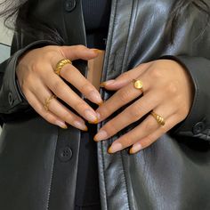 Cute Croissant ring made of stainless steel and 18k gold plated. This ring is lightweight and minimal. Wear it alone for a minimalist look or stack together with other stacking rings. ………………………………….D E T A I L S• Materials: Stainless Steel, 18k gold plating.• Available Size: US 6 (Diameter: 16.5mm), US 7 (Diameter: 17.3mm), US8 (Diameter: 18.2mm)• This product is hypoallergenic, water and tarnish resistant. Hand Jewelry Rings, Pinky Signet Ring, Aesthetic Rings, How To Wear Rings, Hand Rings, Gold Rings Simple, Layered Rings, Classy Jewelry, Jewelry Essentials