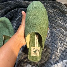 Green Natural Hemp Sandals, The Perfect Blend Of Style And Sustainability. Meticulously Handcrafted In Nepal I’m From 100% Himalayan Hemp. The Vibrant Green Color Adds A Touch Of Nature To Your Outfit, Making Them Perfect For Any Occasion. They’re Also Hand Dyes With 0 Harsh Chemicals. The Durable Construction Ensures Long-Lasting Comfort And Support, While The Natural Hemp Material Allows Your Feet To Breathe. I Bought A Bunch When I Was Traveling In Nepal Comfortable Green Sandals, Comfortable Green Clogs For Summer, Comfortable Green Mules With Cushioned Footbed, Green Closed Toe Mules For Beach, Closed Toe Green Mules For Beach, Closed Toe Green Mules For The Beach, Green Closed Toe Mules For The Beach, Green Round Toe Mules For The Beach, Green Beach Clogs With Cushioned Footbed